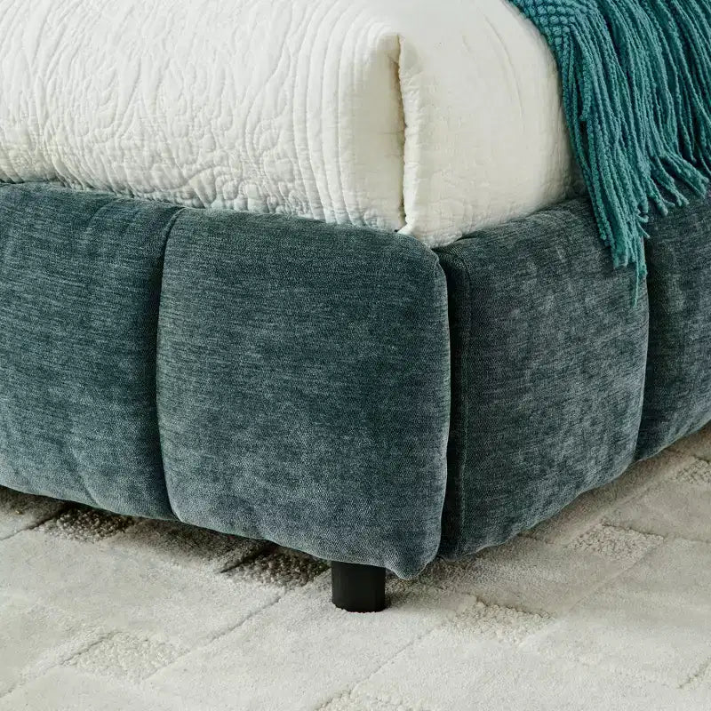 GDFStudio Abbott Queen Size Tufted Chenille Upholstered Bed with Drawer and Headboard
